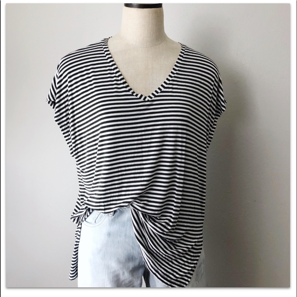 Topshop Black and white oversized T-shirt size 4